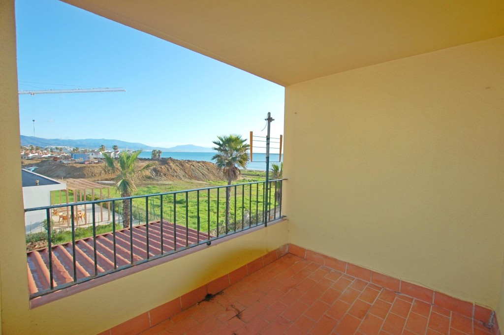 Imagen 3 de APARTAMENTO PRIMERA LINEA DE PLAYA