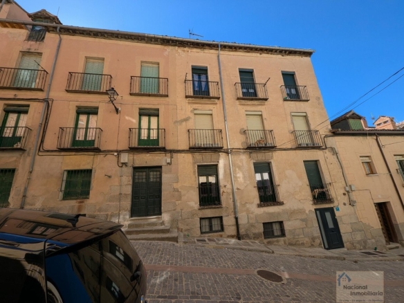 po-1270384-imagen - El Club del Propietario Imagen 1 de Piso en Venta en San Ildefonso O La Granja Segovia
