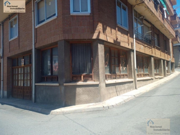 Imagen 2 de Local comercial en Venta en Arenas De San Pedro Ávila