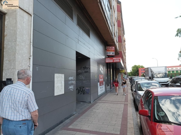 Imagen 3 de Local comercial en Venta en Valladolid Valladolid