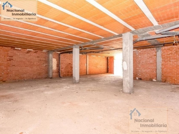 Imagen 3 de Local comercial en Venta en Tudela De Duero Valladolid