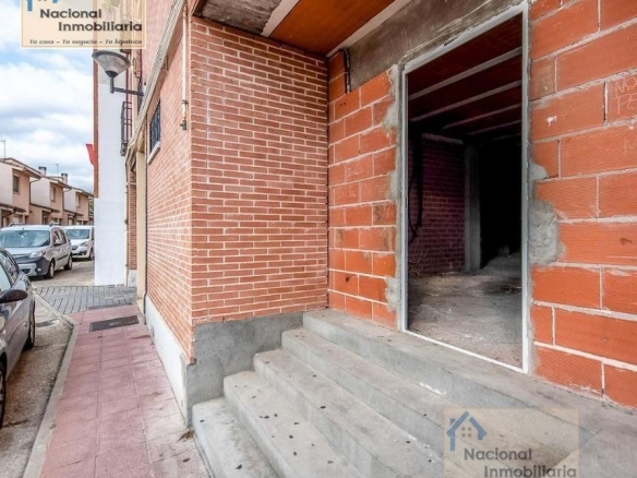 Imagen 1 de Local comercial en Venta en Tudela De Duero Valladolid