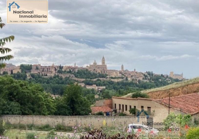 Imagen 1 de Suelo urbanizable en Venta en Segovia Segovia