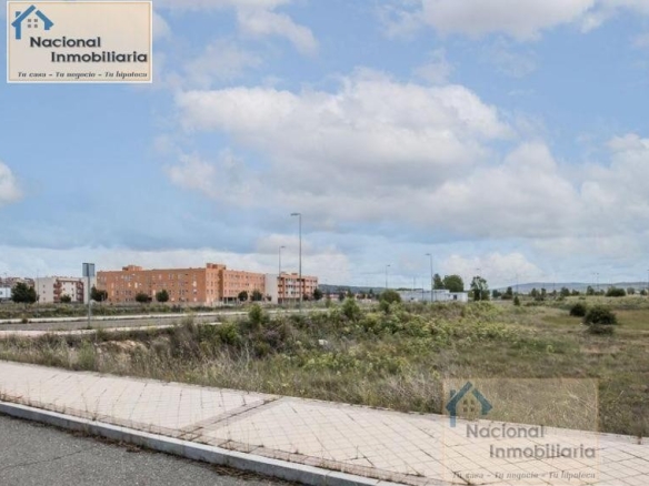 Imagen 2 de Suelo urbanizable en Venta en Gemuño Ávila