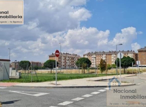 Imagen 2 de Suelo urbanizable en Venta en Avila Ávila