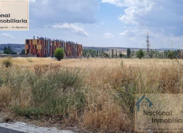 Imagen 3 de Suelo urbanizable en Venta en Avila Ávila