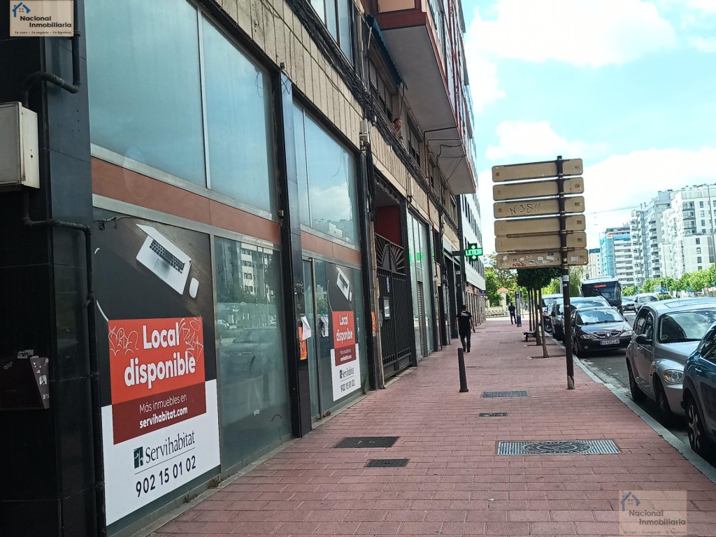 Imagen 3 de Local comercial en Venta en Valladolid Valladolid