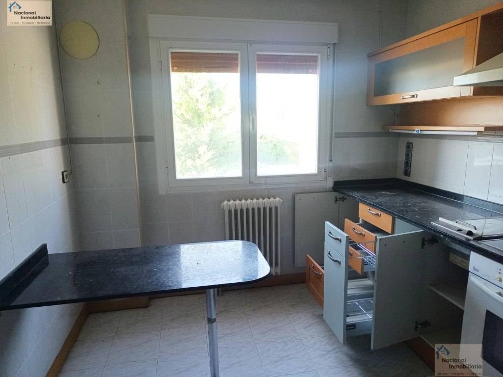 Imagen 4 de Casa-Chalet en Venta en Villares De La Reina Salamanca