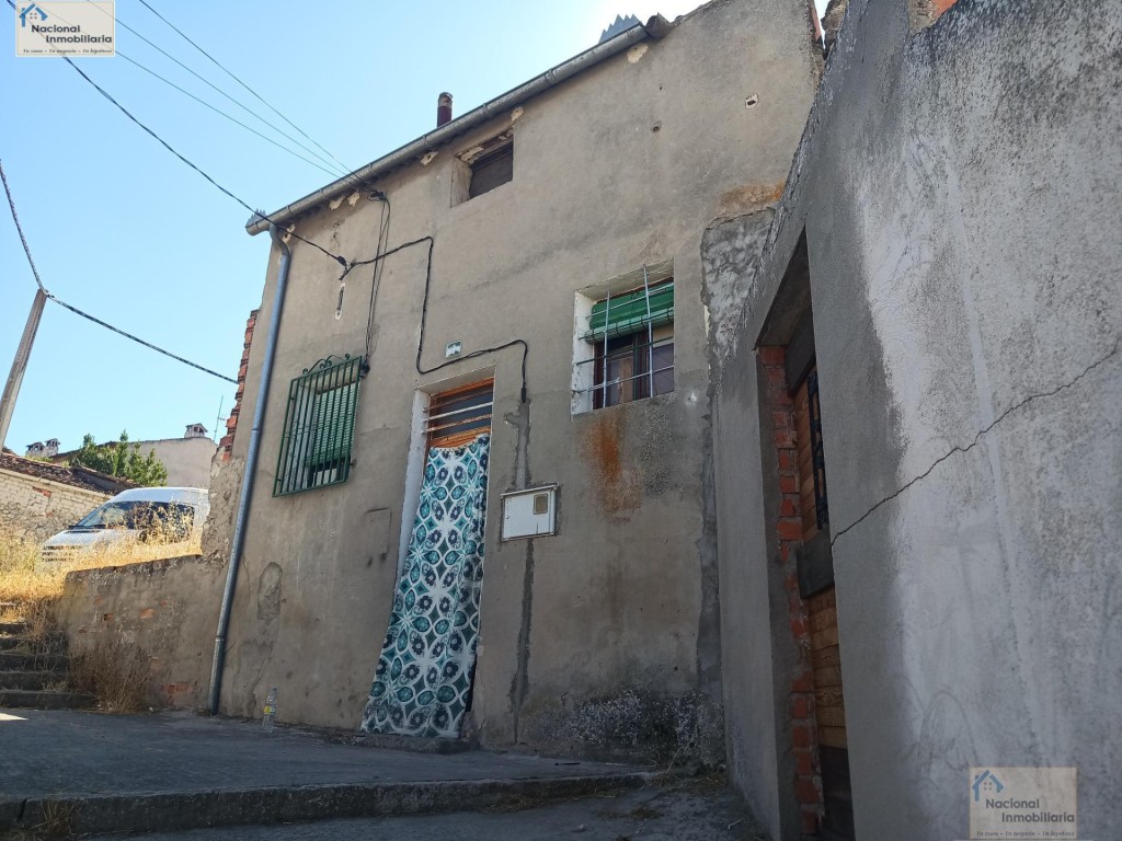 Imagen 1 de Casa-Chalet en Venta en Cuellar Segovia