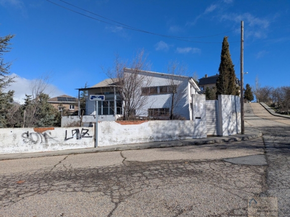 Imagen 2 de Casa-Chalet en Venta en Becerril De La Sierra Madrid