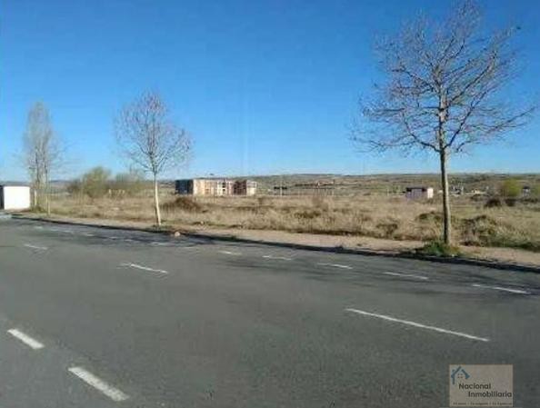 Imagen 2 de Suelo urbanizable en Venta en Avila Ávila