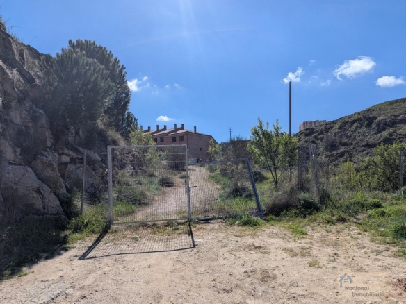 Imagen 3 de Suelo urbanizable en Venta en Segovia Segovia