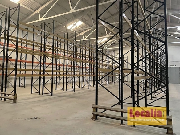 Imagen 2 de Nave Logística y Distribución en Cantabria