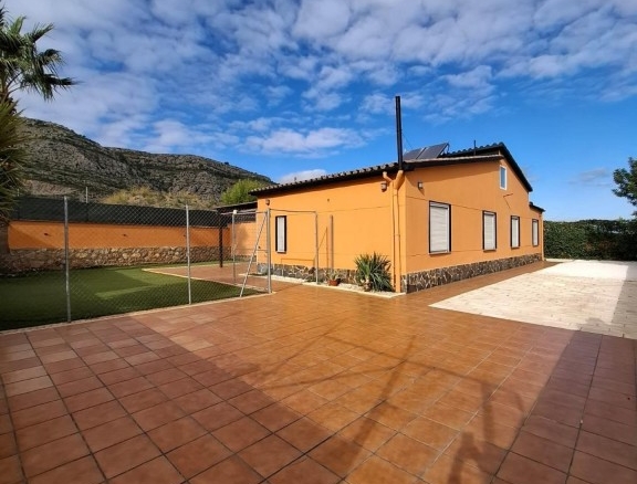 Imagen 2 de Casa reformada en una sola planta con encanto
