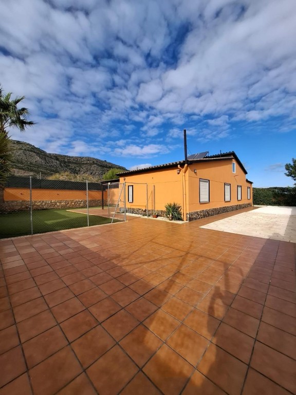 Imagen 2 de Casa reformada en una sola planta con encanto