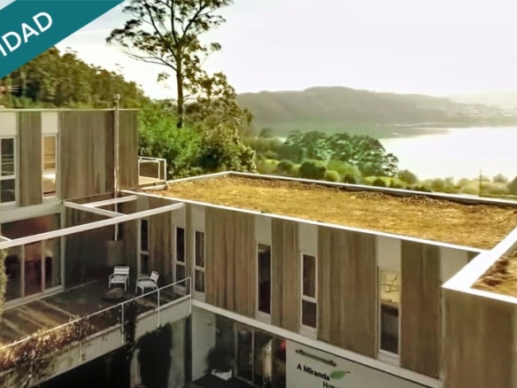 Imagen 1 de Hotel de Naturaleza en Venta en Galicia con 1.601 m² de parcela