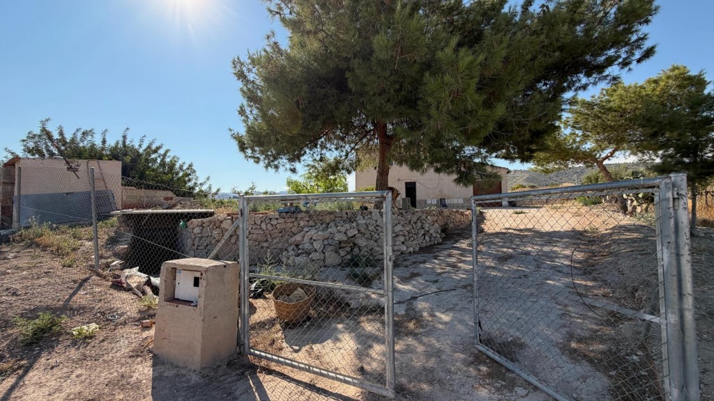 Imagen 4 de Casa de campo con parcela de 3.214 m² en La Romana