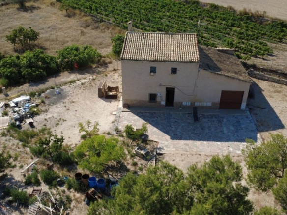 Imagen 1 de Casa de campo con parcela de 3.214 m² en La Romana
