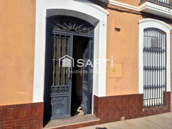 Imagen 1 de ¡Excelente planta baja en Montijo! Con la comodidad de una casa