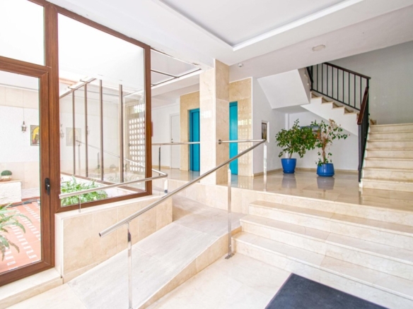 Imagen 3 de Amplia y luminosa vivienda en pleno corazón de Nervión