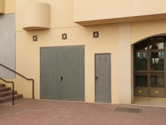 Imagen 3 de LOCAL COMERCIAL EN ALQUILER EN PLENO CENTRO – 30 M² CON 6 METROS DE FACHADA