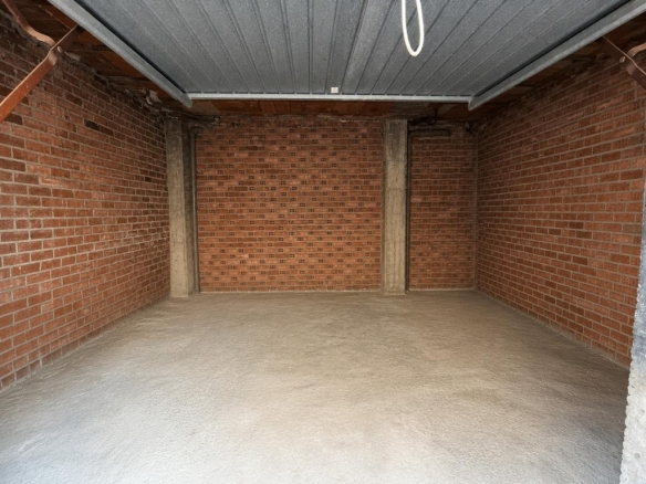 Imagen 1 de LOCAL COMERCIAL EN ALQUILER EN PLENO CENTRO – 30 M² CON 6 METROS DE FACHADA