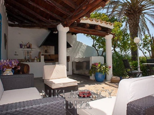 Imagen 3 de Casa-Chalet en Venta en Sant Joan De Labritja Baleares