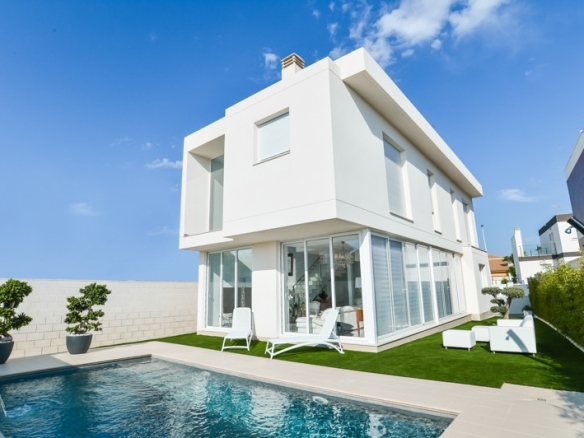 Imagen 1 de Casa-Chalet en Venta en Gran Alacant Alicante