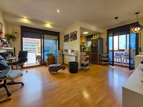 Imagen 1 de APARTAMENTO ESQUINERO DE 2 HABITACIONES TOTALMENTE EXTERIOR