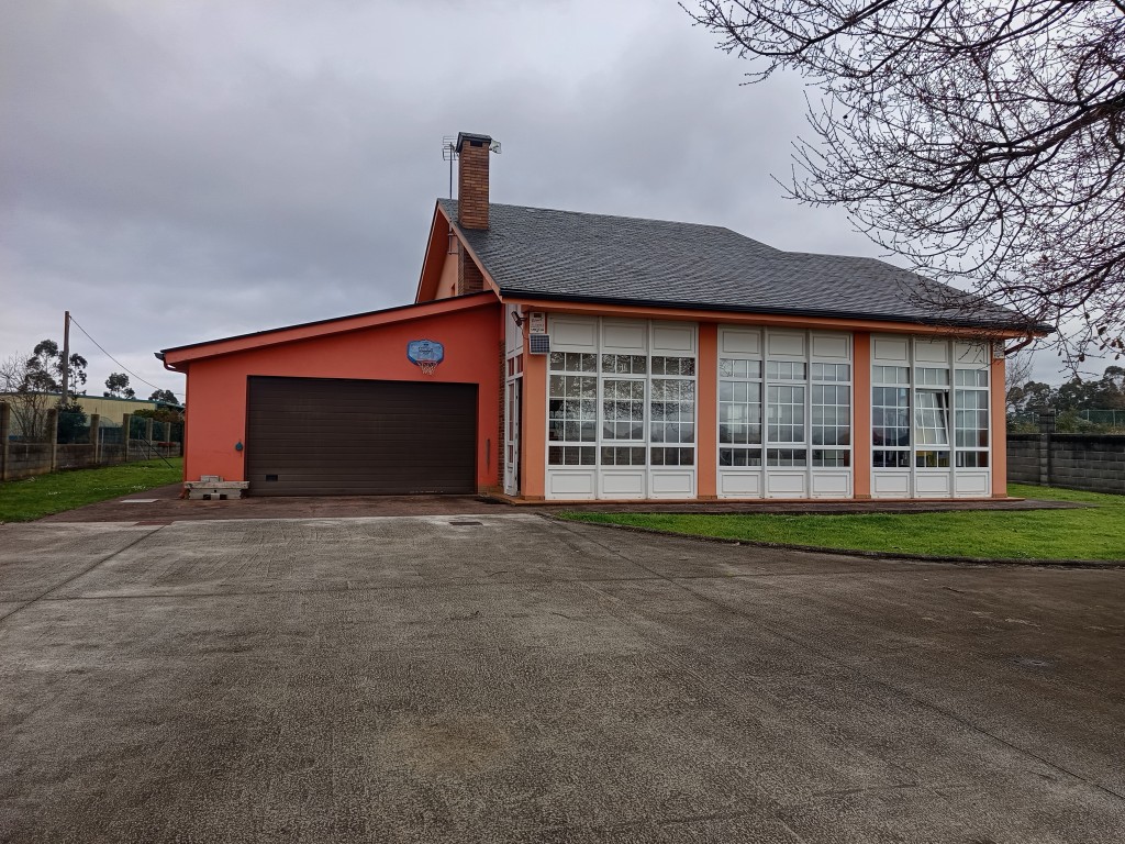 Imagen 1 de Casa-Chalet en Venta en Sesamo (San Martiño) La Coruña EL BURGO