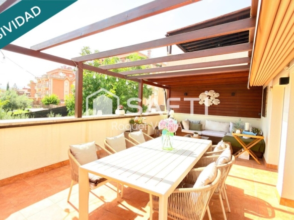 Imagen 2 de Exclusivo dúplex de 229 m² con terraza de 35 m² y trastero
