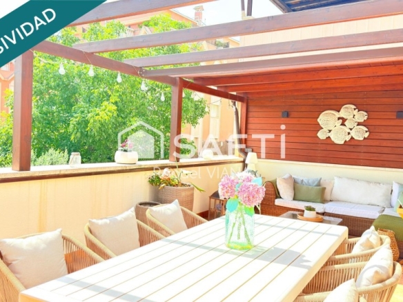 Imagen 4 de Exclusivo dúplex de 229 m² con terraza de 35 m² y trastero