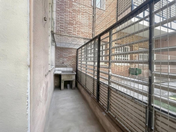 Imagen 4 de ? Oportunidad piso a reformar en el corazón de Cappont