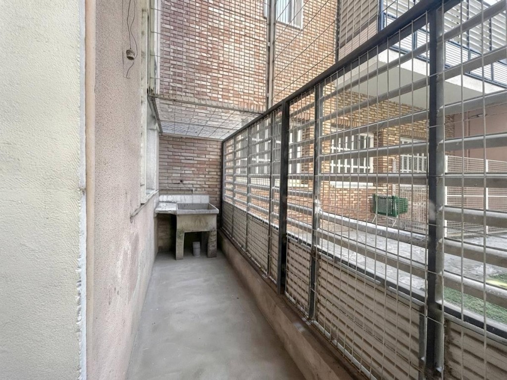 Imagen 4 de ? Oportunidad piso a reformar en el corazón de Cappont