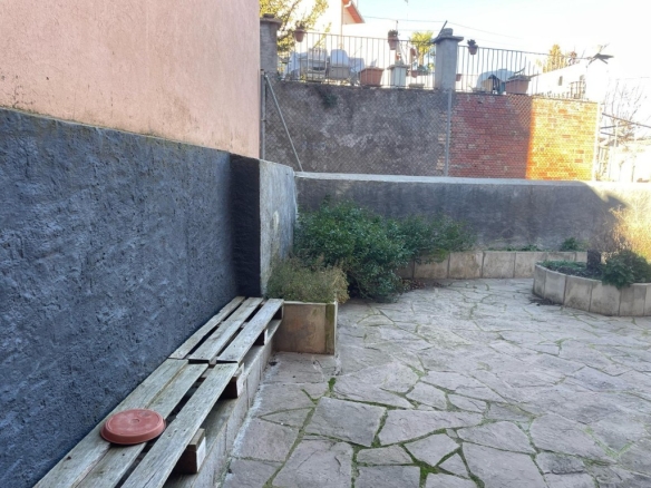 terreno adicional y gran potencial en pleno entorno natural del Bages