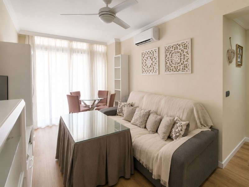 Imagen 1 de PISO EN VENTA EN CAPUCHINOS – CENTRO. MALAGA