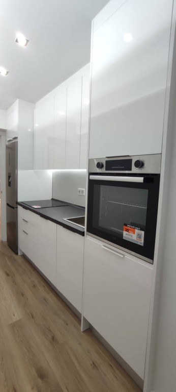 Imagen 2 de PISO DE 3 DORMITORIOS COMPLETAMENTE NUEVO A UN PASO DEL PUERTO DEPORTIVO