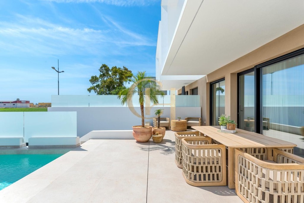Imagen 2 de Villas de Obra Nueva en Dolores: Diseño