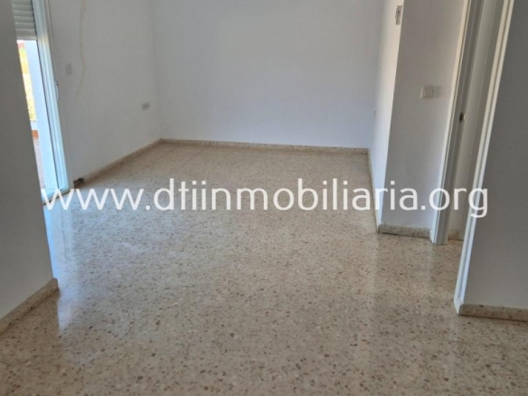 Imagen 4 de SE VENDE VIVIENDA TIPO DUPLEX A ESTRENAR LA PALMA DEL CONDADO