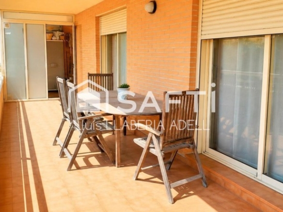 Imagen 2 de Excepcional Residencia de 4 Dormitorios con Terraza Privada