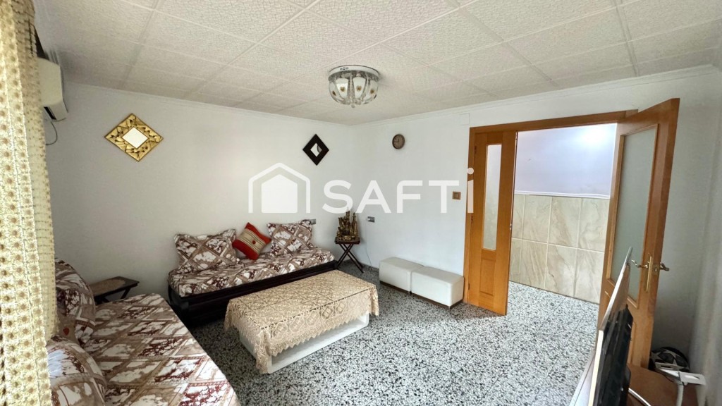 Imagen 2 de Amplio piso de 112 m² con 4 dormitorios