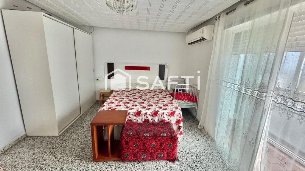 Imagen 1 de Amplio piso de 112 m² con 4 dormitorios