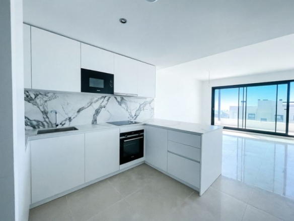 Imagen 4 de Apartamento en Venta en Benalmadena Málaga