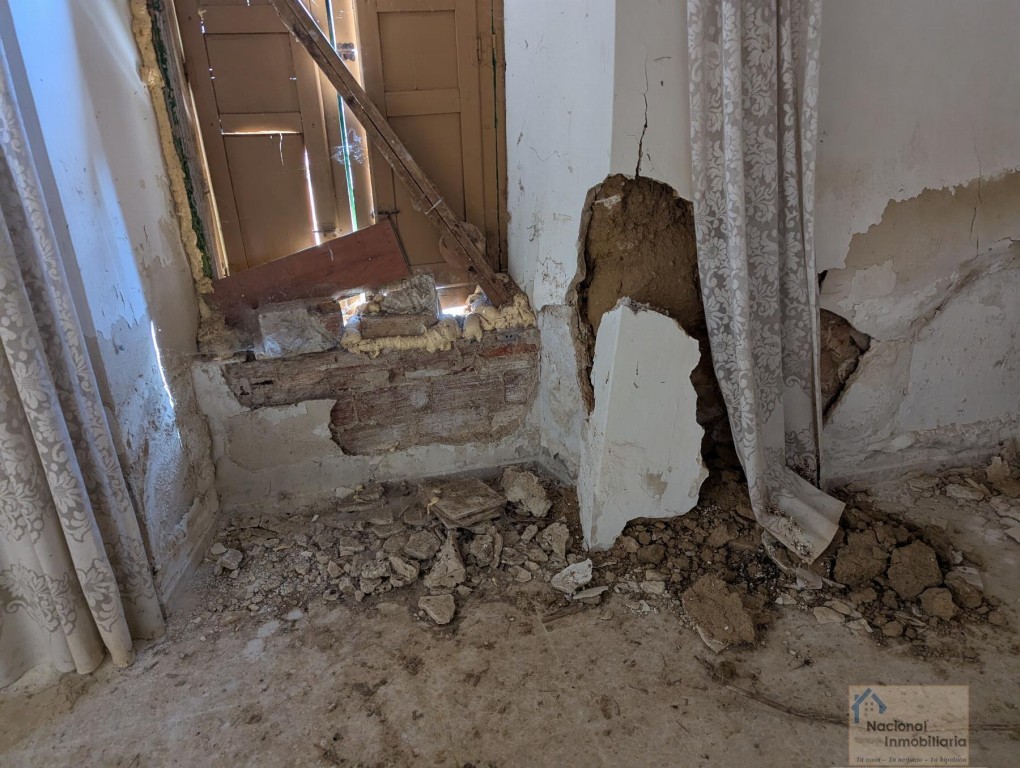 Imagen 4 de Casa-Chalet en Venta en Moral De La Reina Valladolid