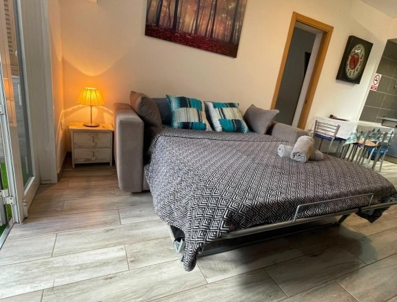 Imagen 4 de Piso Reformado de 2 Habitaciones en Los Cristianos con Piscina