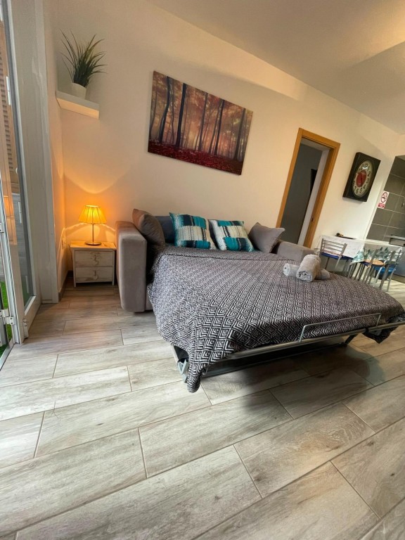 Imagen 4 de Piso Reformado de 2 Habitaciones en Los Cristianos con Piscina