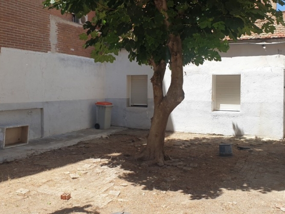 Imagen 2 de Solar urbano en Venta en Madrid Madrid CARABANCHEL