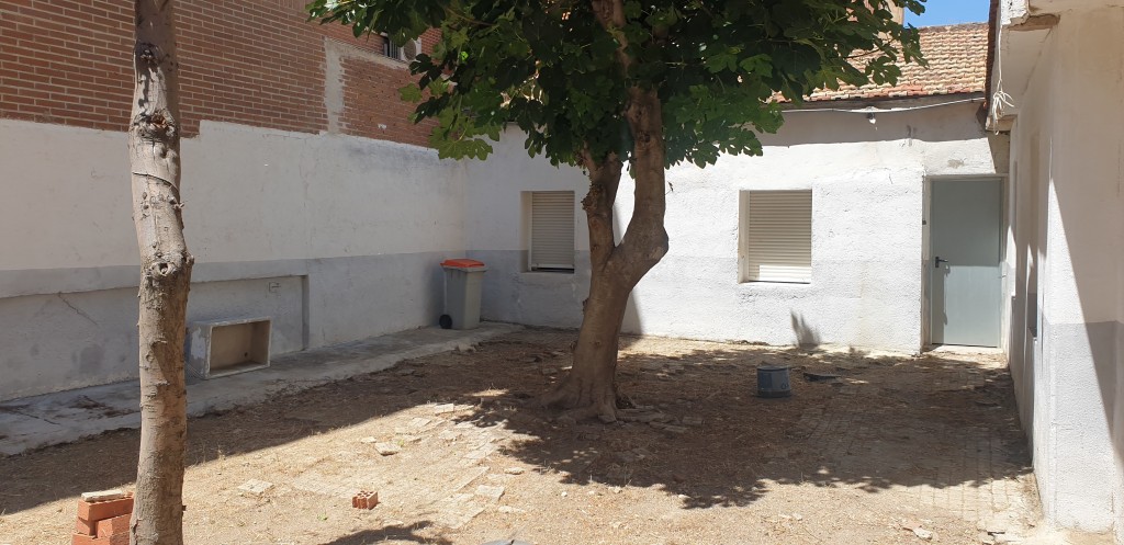 Imagen 2 de Solar urbano en Venta en Madrid Madrid CARABANCHEL