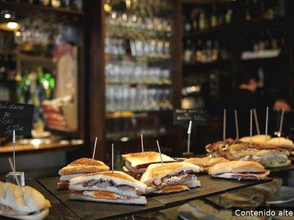 Imagen 1 de Bar-Cafetería en el centro de Torrelavega