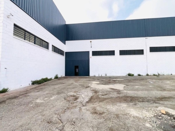 Imagen 2 de Nave industrial en alquiler en el Polígono Industrial Pla de la Vallonga (Alicante)